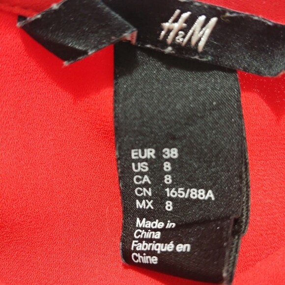 H&M Blouse for Women Size 8 Red Color Hidden Buttons Sleeveless - Picture 9 of 12